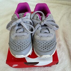 Nike Shoes Size 7c